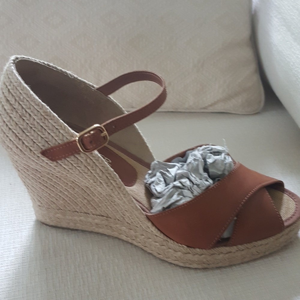 Leather, made in Spain, styish summer shoes!!